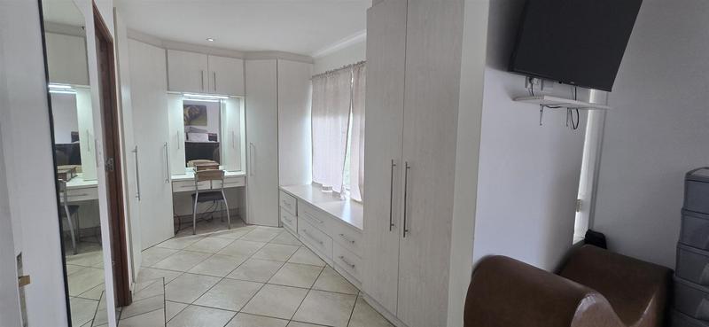 4 Bedroom Property for Sale in Tergniet Western Cape